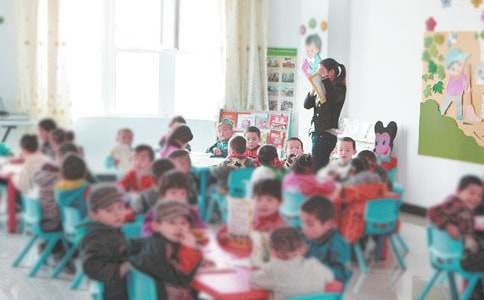 幼儿园中班保教工作计划5篇