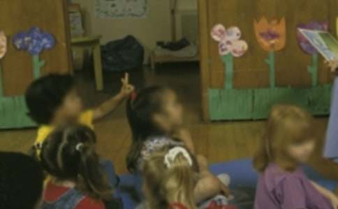 【精华】幼儿园中班月工作计划四篇